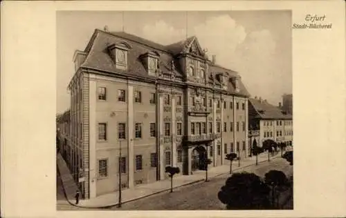 Ak Erfurt in Thüringen, Ansicht der Stadtbücherei, Straßenseite