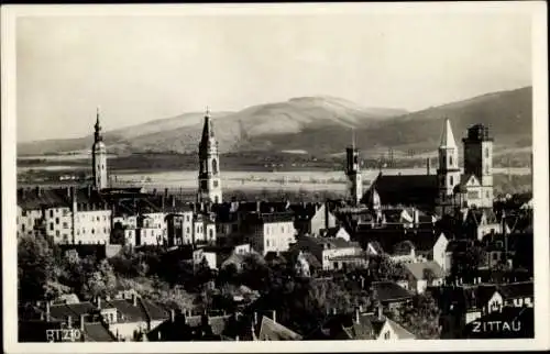 Ak Zittau in der Oberlausitz, Blick auf Stadt und Kirchen