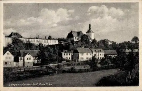 Ak Langenwolschendorf in Thüringen, Teilansicht der Ortschaft mit Kirche