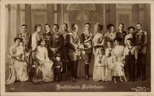 Ak Deutsches Kaiserhaus unter Kaiser Wilhelm II., Auguste Viktoria, Prinzen, Liersch 7163