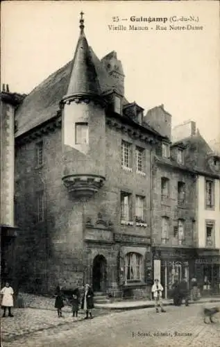 Ak Guingamp Cotes d'Amor, Vieille Maison - Rue Notre-Dame