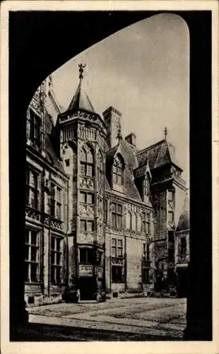 Ak Bourges-Cher, Hotel Jacques Coeur, Cour