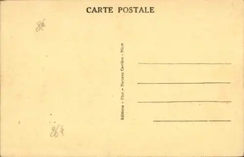 Ak Airvault Deux Sèvres, Place des Promenades