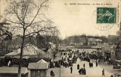 Ak Niort Deux Sèvres, Place de la Breche