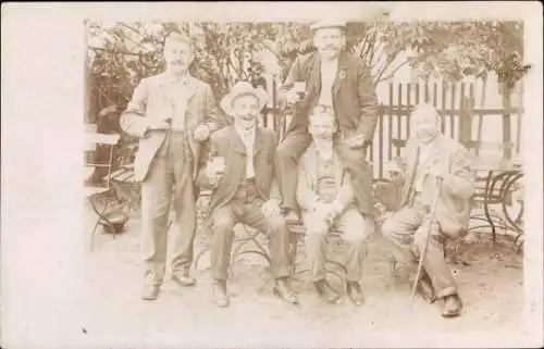 Foto Ak Strasbourg Straßburg Elsass Bas Rhin, Männer, Gruppenfoto