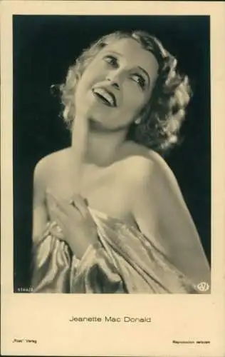 Ak Schauspielerin Jeanette MacDonald, Portrait