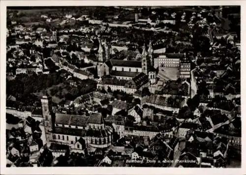 Ak Bamberg in Oberfranken,  Fliegeraufnahme, Dom, obere Pfarrkirche