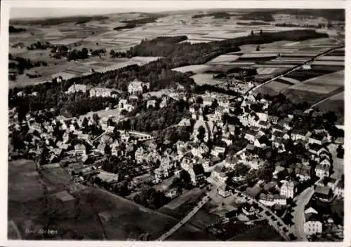 Ak Bad Steben im Frankenwald Bayern, Fliegeraufnahme, Blick auf Ortschaft und Umgebung