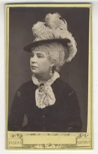 CdV Opernsängerin Madame Charles Vinar?