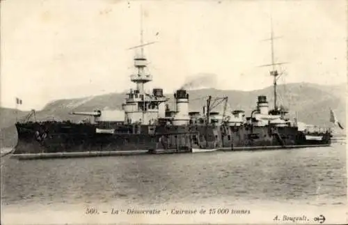 Ak La Démocratie, Cuirassé de 15000 tonnes, Kriegsschiff