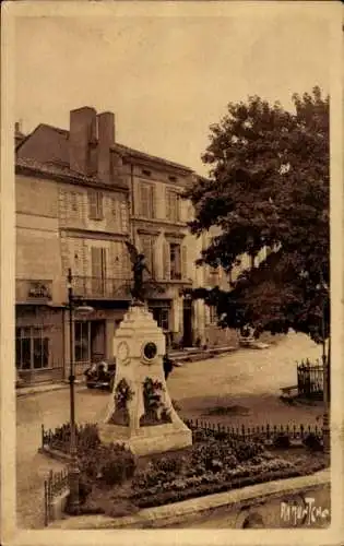 Ak Riberac Dordogne, Monument aux Morts de la Grande Guerre