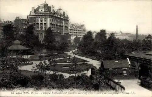 Ak London City England, Victoria Embankment Gardens, Hotel Cecil, Cleopatras Needle