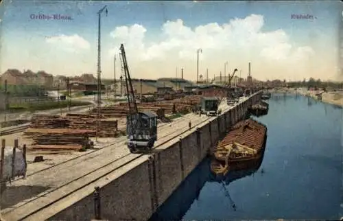 Ak Gröba Riesa an der Elbe, Ansicht vom Hafen mit Kran und Frachtschiff, Bahnstrecke