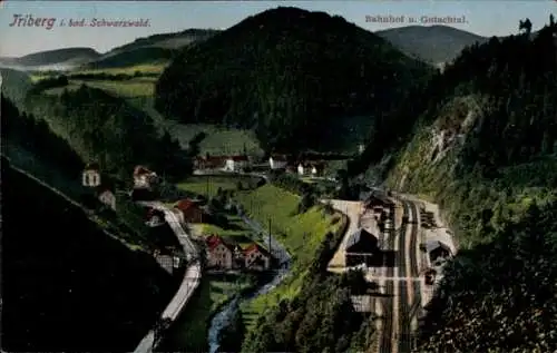 Ak Triberg im Schwarzwald, Bahnhof und Gutachtal aus der Vogelschau