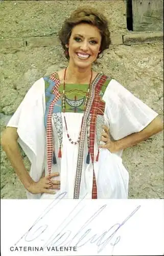 Ak Schauspielerin und Sängerin Caterina Valente, Portrait, Autogramm