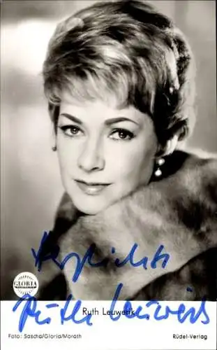 Ak Schauspielerin Ruth Leuwerik, Portrait, Gloria Film, Autogramm, Film Ein Alibi zerbricht