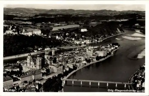 Ak Passau in Niederbayern, Panorama, Fliegeraufnahme