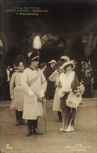 Ak Herzog Ernst August von Braunschweig, Prinzessin Victoria Luise von Preußen