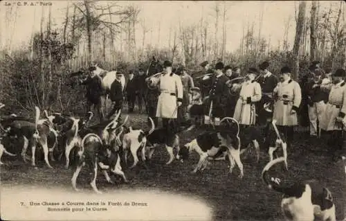 Ak Dreux Eure et Loir, Une Chasse a Courre dans la Foret, Sonnerie pour la Curee