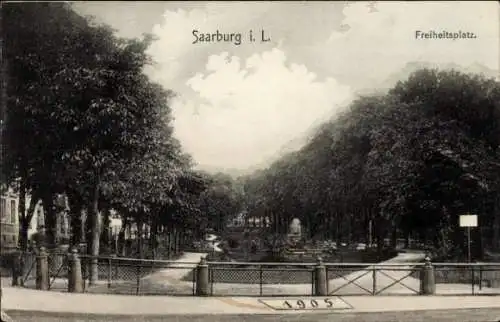 Ak Sarrebourg Saarburg Lothringen Moselle, Freiheitsplatz