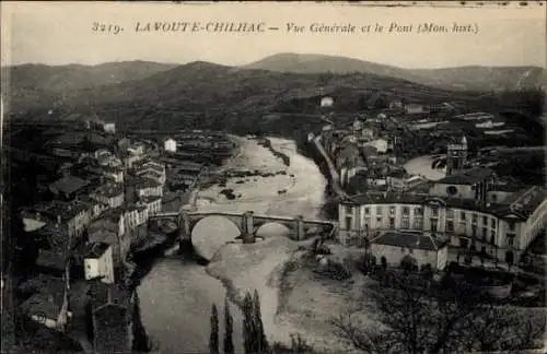 Ak Lavoûte Chilhac sur Loire Haute Loire, Gesamtansicht und die Brücke