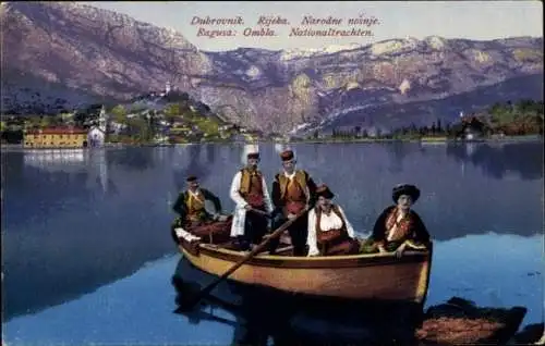 Photochromie Ak Dubrovnik Kroatien, Männer in Nationaltrachten in einem Boot