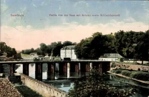 Ak Saarlouis im Saarland, Brücke, Militärlazarett