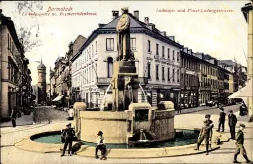 Ak Darmstadt in Hessen, Ludwigsplatz mit Bismarckdenkmal, Ludwigsstraße, Ernst Ludwigstraße