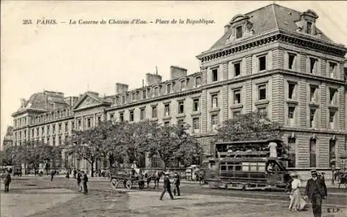 Ak Paris III, Place de la République, Chateau d’Eau-Kaserne