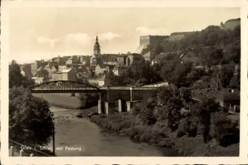 Ak Kłodzko Glatz Schlesien, Teilansicht mit Festung