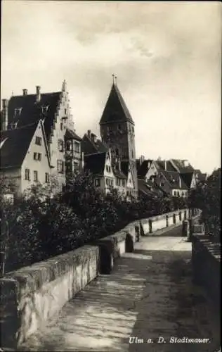 Ak Ulm an der Donau, Auf der Stadtmauer