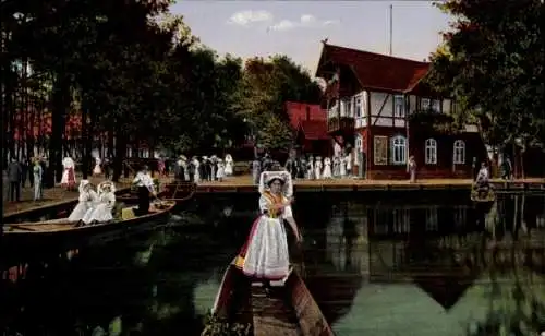 Ak Wotschofska Lübbenau Spreewald, Restaurant Wotschofska, Frauen in Spreewälder Tracht