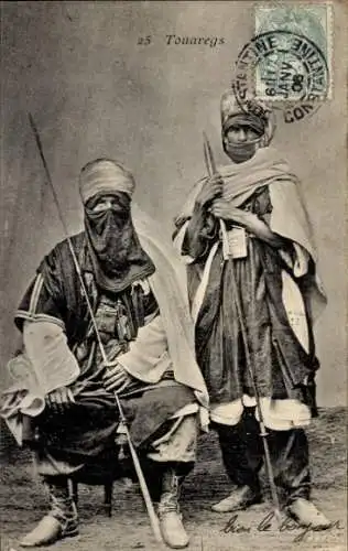 Ak Touaregs, Zwei Krieger mit Turbanen und Speeren, Tuaregs