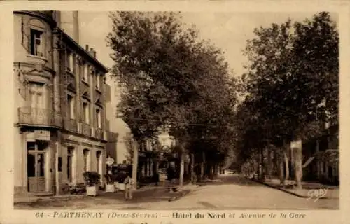 Ak Parthenay Deux Sèvres, Hotel du Nord, Avenue de la Gare