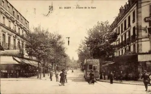 Ak Dijon Côte d’Or, Avenue de la Gare, Straßenbahn