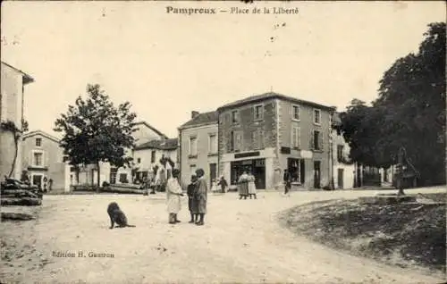 Ak Pamproux Deux Sèvres, Place de la Liberté