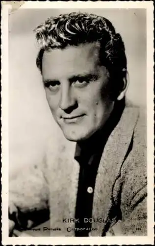 Ak Schauspieler Kirk Douglas, Portrait, Film Reporter des Satans