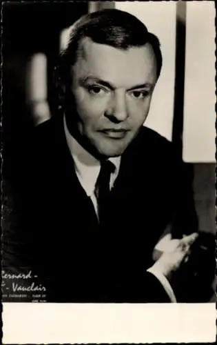 Ak Schauspieler Peter Van Eyck, Portrait