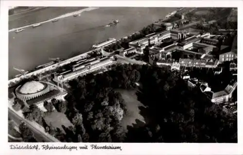 Ak Düsseldorf am Rhein, Fliegeraufnahme, Rheinanlagen, Planetarium