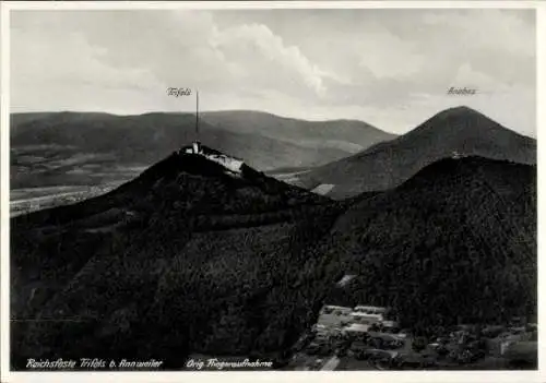 Ak Annweiler am Trifels Pfalz, Fliegeraufnahme, Trifels, Anebos, Reichsfeste