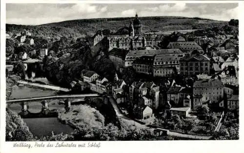 Ak Weilburg im Lahntal, Totalansicht vom Ort, Schloss