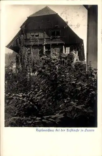 Ak Luzern Stadt Schweiz, Kaplaneihaus bei der Hofkirche