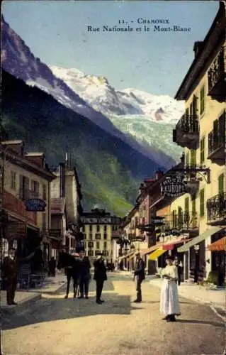 Ak Chamonix Mont Blanc Haute Savoie, Rue Nationale, Hotel Europe