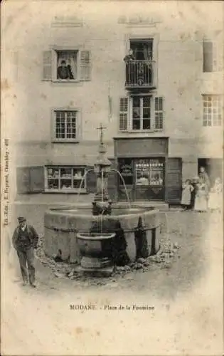 Ak Modane Savoie, Place de la Fontaine