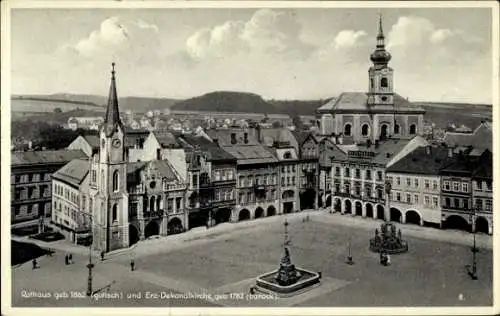 Ak Trutnov Trautenau Riesengebirge Region Königgrätz, Rathaus, Erz-Dekanalkirche