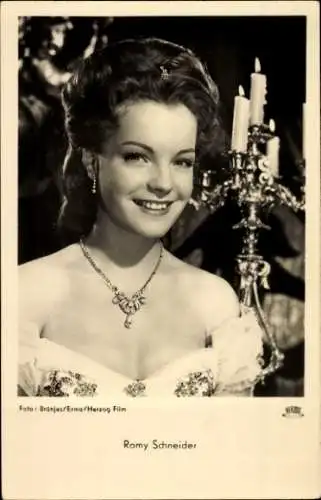 Ak Schauspielerin Romy Schneider, Portrait, Sissi