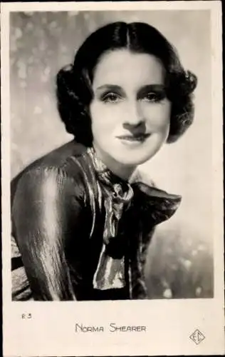 Ak Schauspielerin Norma Shearer, Portrait