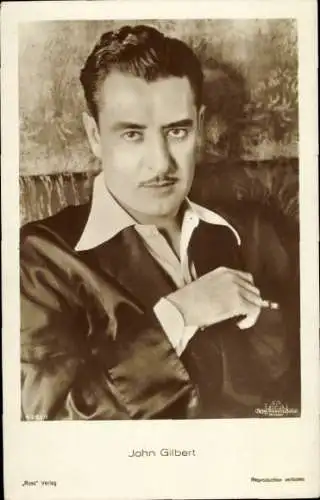 Ak Schauspieler John Gilbert, Portrait mit Zigarette, Ross 4262/1