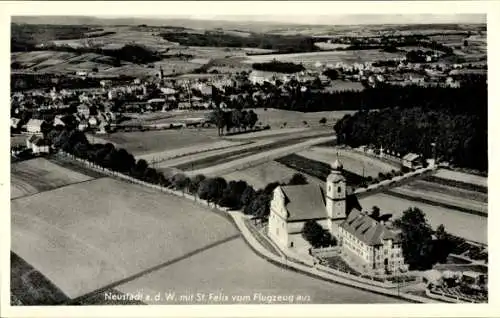 Ak Neustadt an der Weinstraße, Neustadt a. d. W. mit St. Felix vom Flugzeug aus