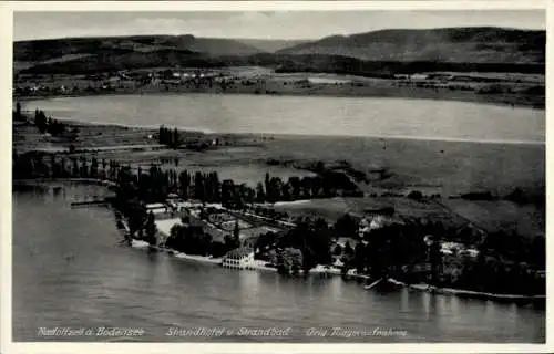 Ak Radolfzell am Bodensee, Fliegeraufnahme Strandhotel und Strandbad